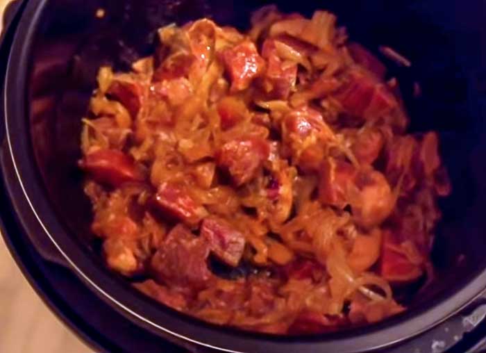 Мясо и соус
